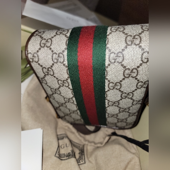 Authentic Gucci Ophidia GG Supreme Crossbody Bag - Picture 7 of 11